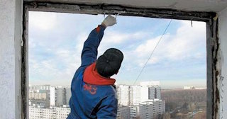 Демонтаж остекления балкона в Славгороде - цена от 568 руб. - Сварной-Слд